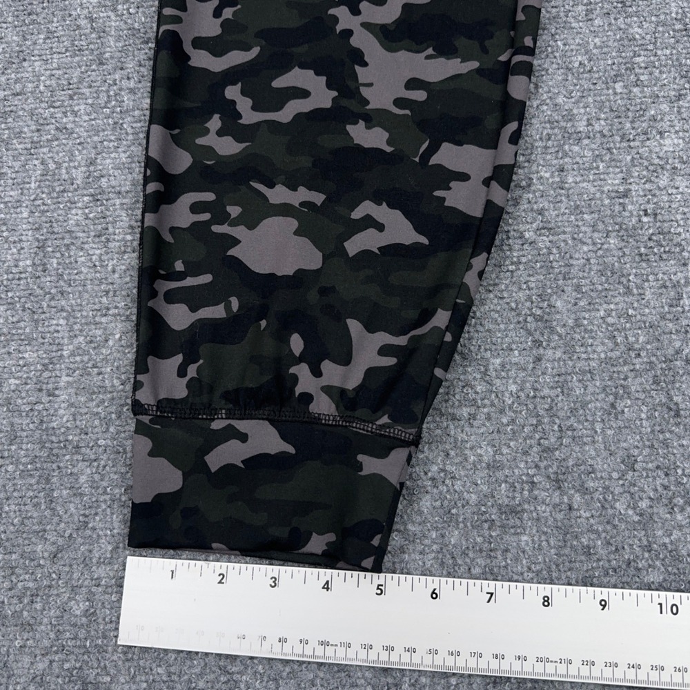 Fabletics High-Waisted Performance Jogger Women's XL Green Camo Gym Workout - Picture 9 of 10